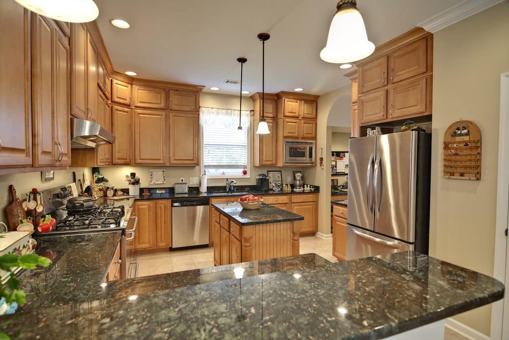 Soapstone vs. Granite Countertops